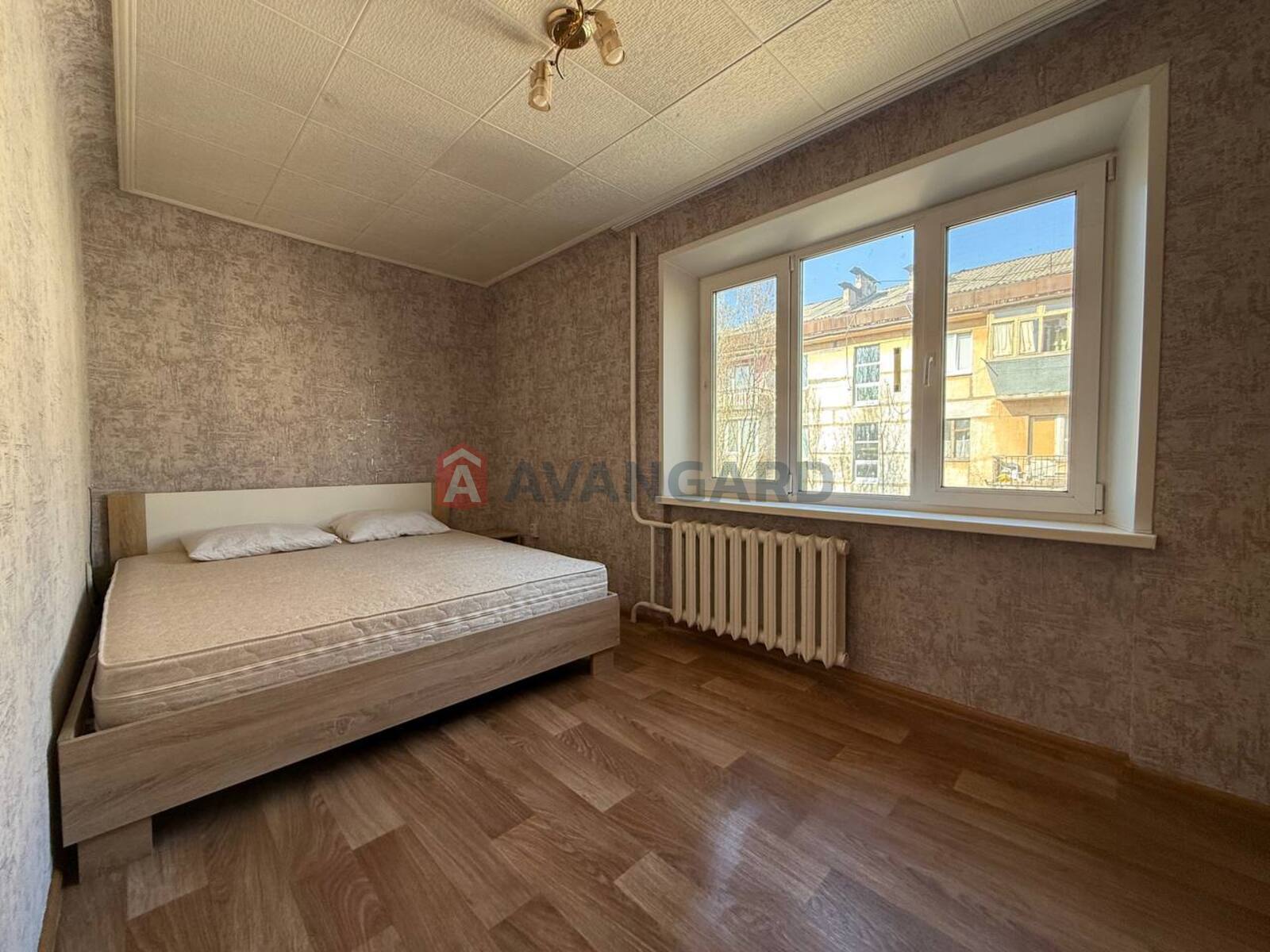 2 ��. ��������, 45,5/28/6 ��. �., 4/5 ������ ���� 14