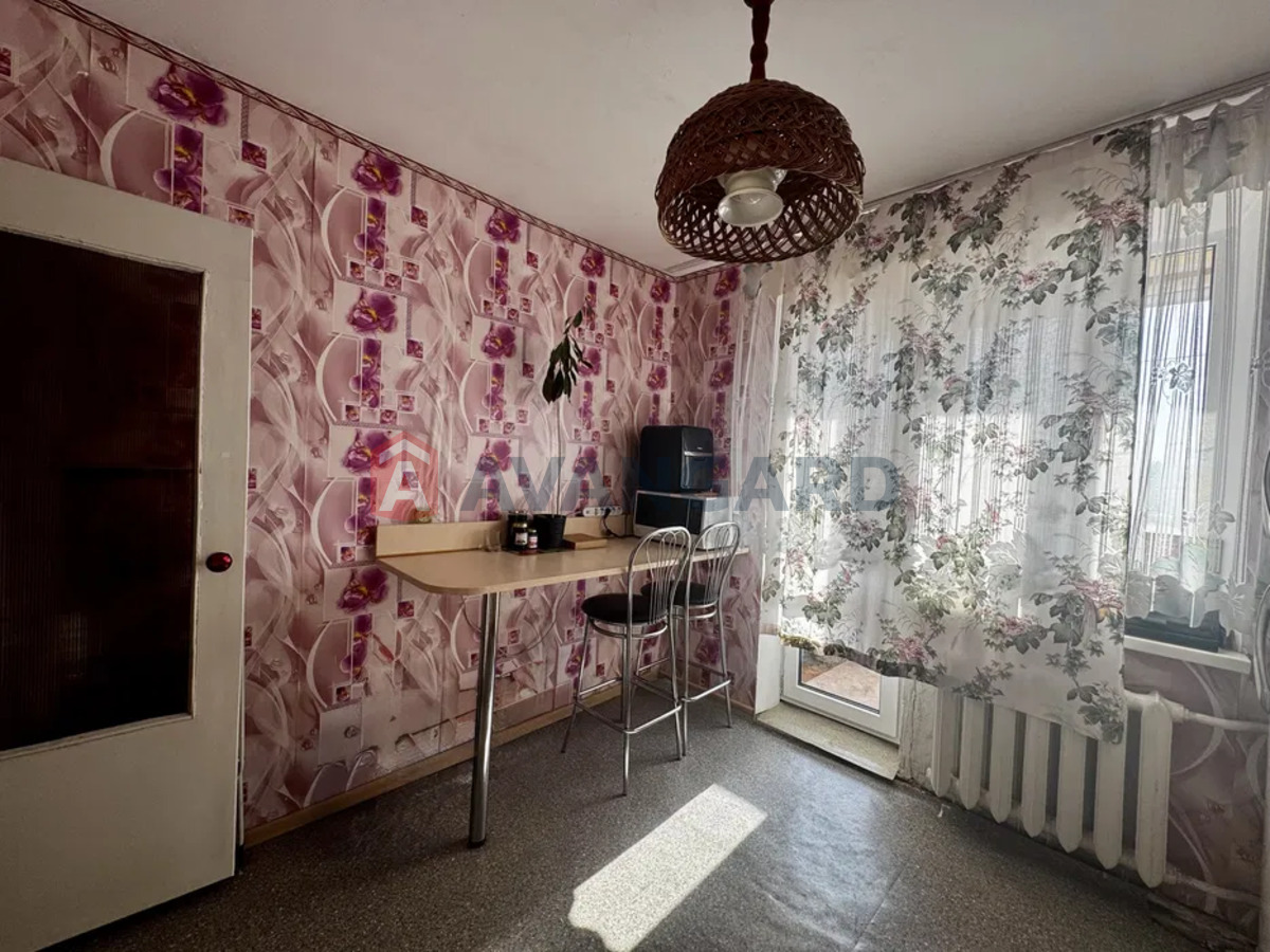 1 ����. ��������, 36/-/8 ��. �., 16/16 ���� ���� 10