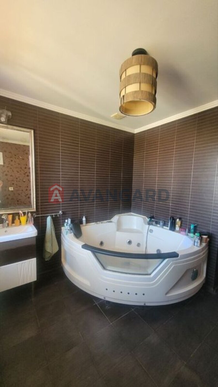 5 ��. ��������, 97/-/12 ��. �., 9/9 ������ ���� 12