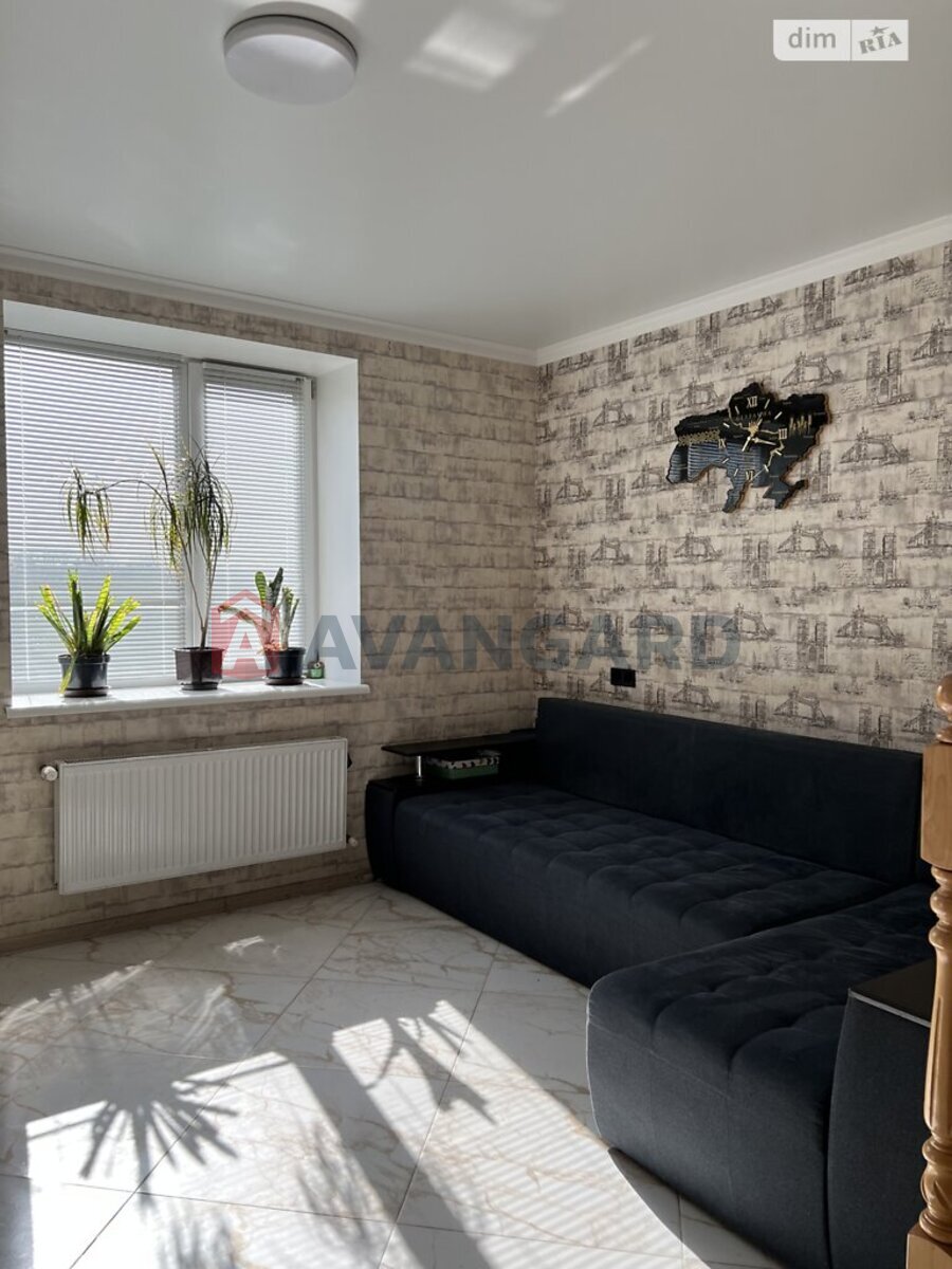 2 ��. ��������, 85/35/20 ��. �., 4/6 ������ ���� 20