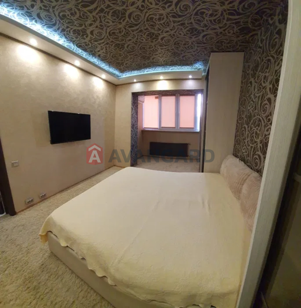 3 ��. ��������, 80/-/8 ��. �., 5/12 ������ ���� 17