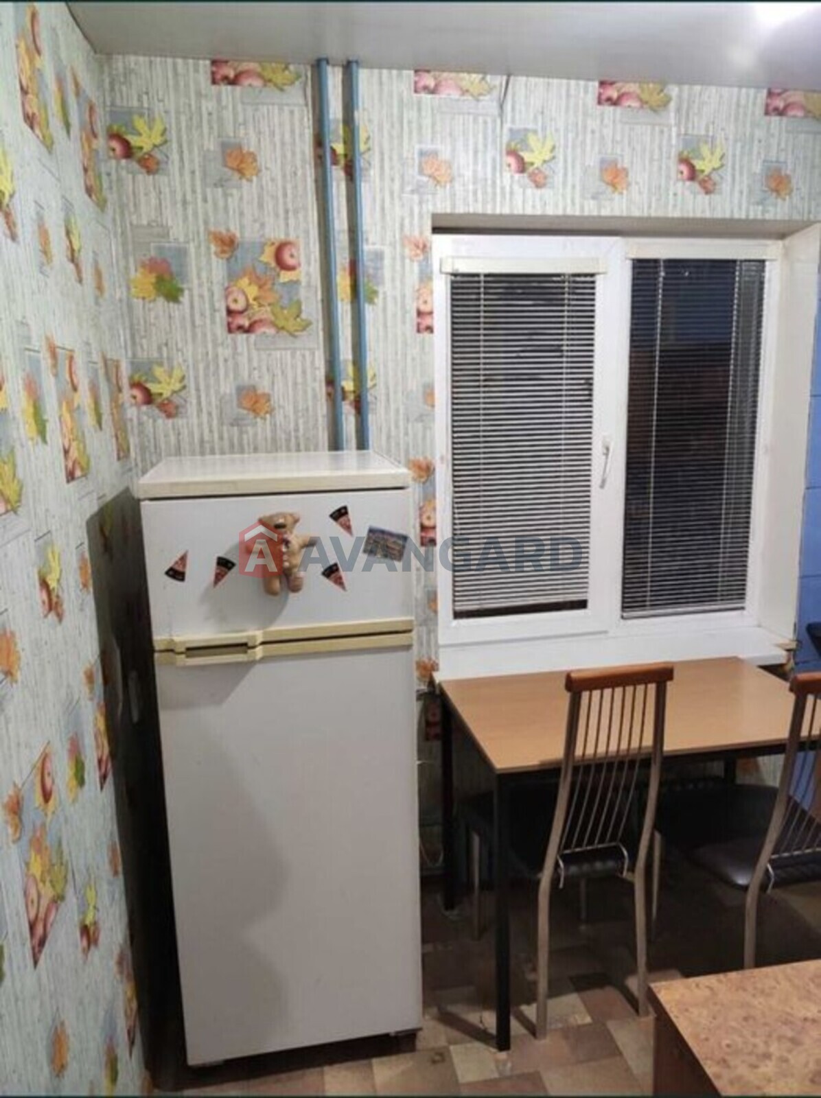 1 ��. ��������, 40/-/6 ��. �., 7/9 ������ ���� 7