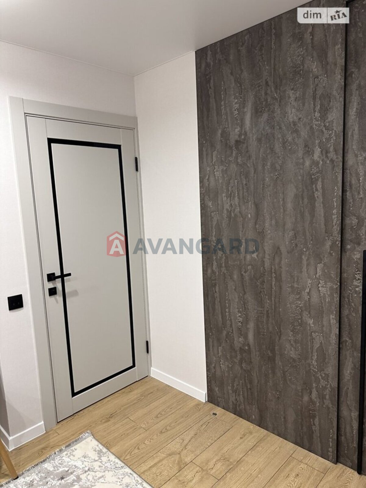 1 ��. ��������, 41/16/20 ��. �., 9/10 ������ ���� 9