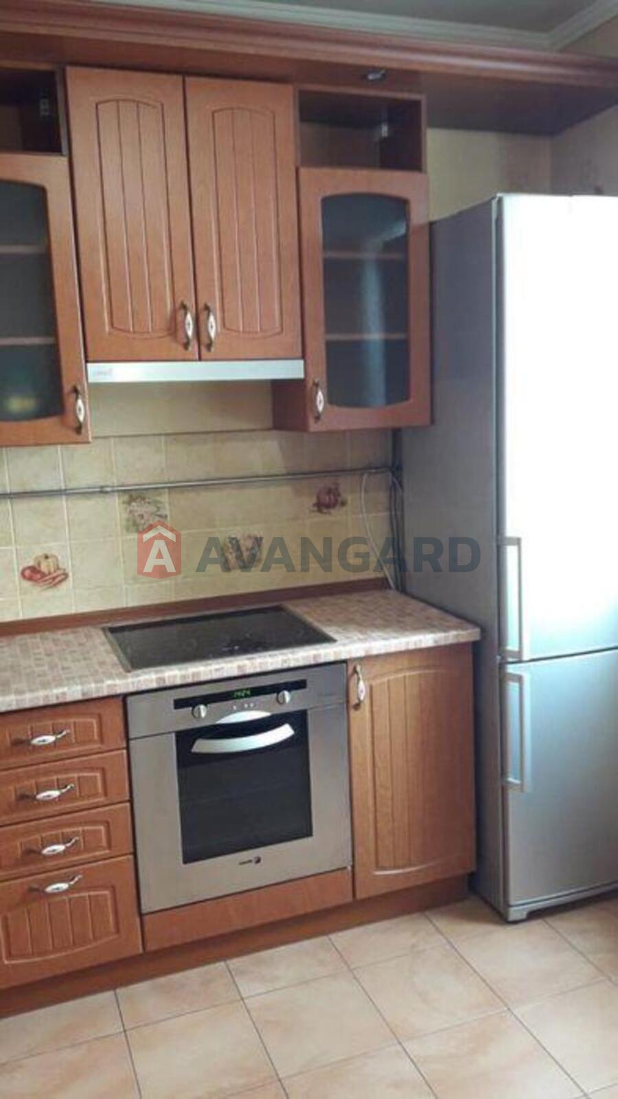 2 ��. ��������, 56/-/8 ��. �., 15/18 ������ ���� 11