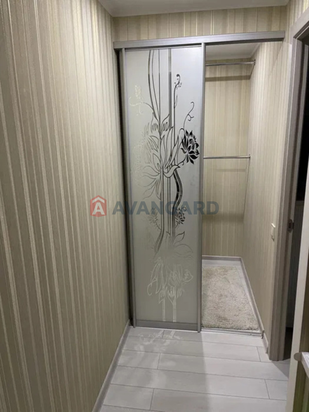 2 ��. ��������, 46/-/6 ��. �., 3/5 ������ ���� 5