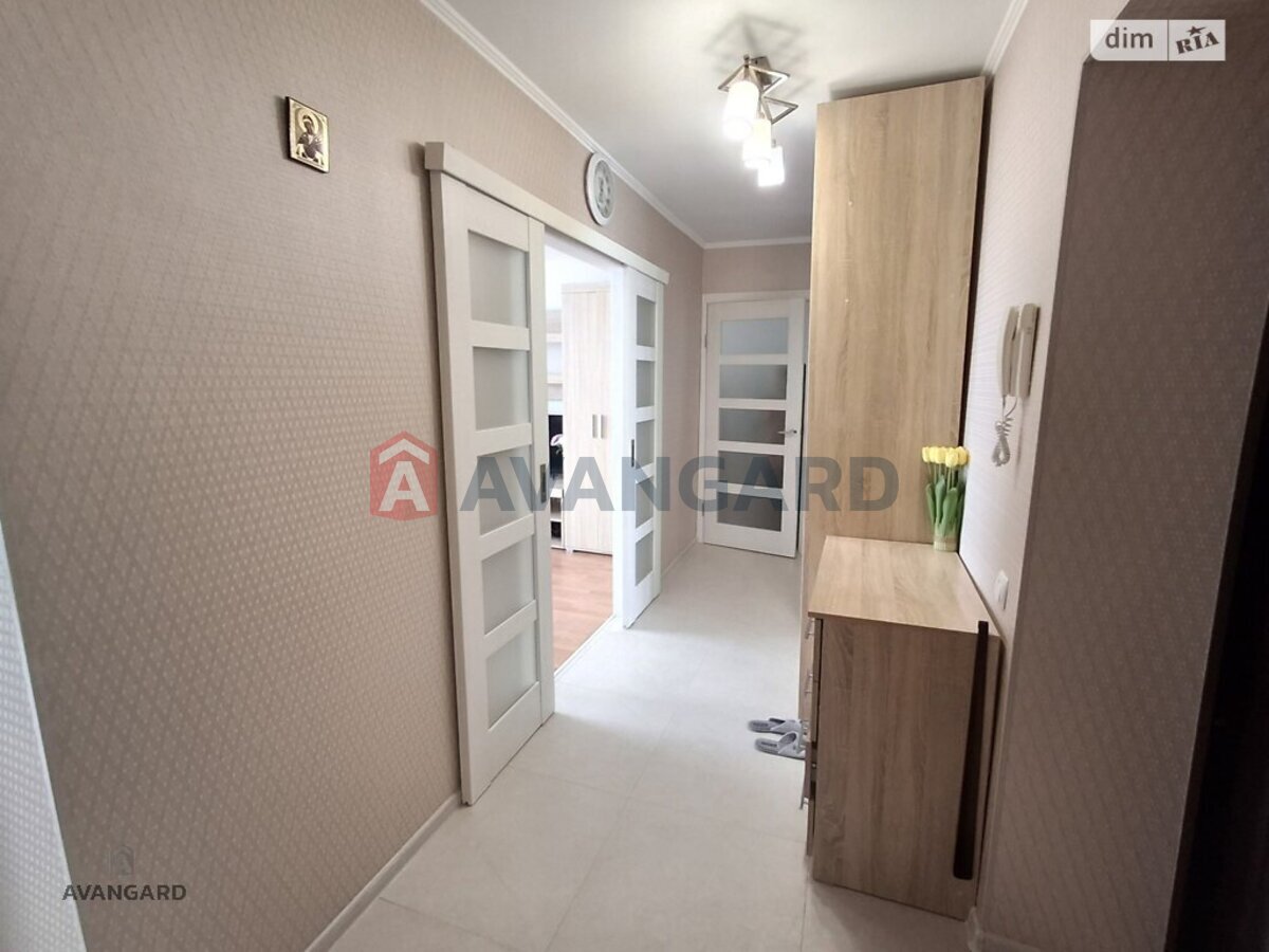 2 ����. ��������, 50/30/8 ��. �., 4/9 ���� ���� 11