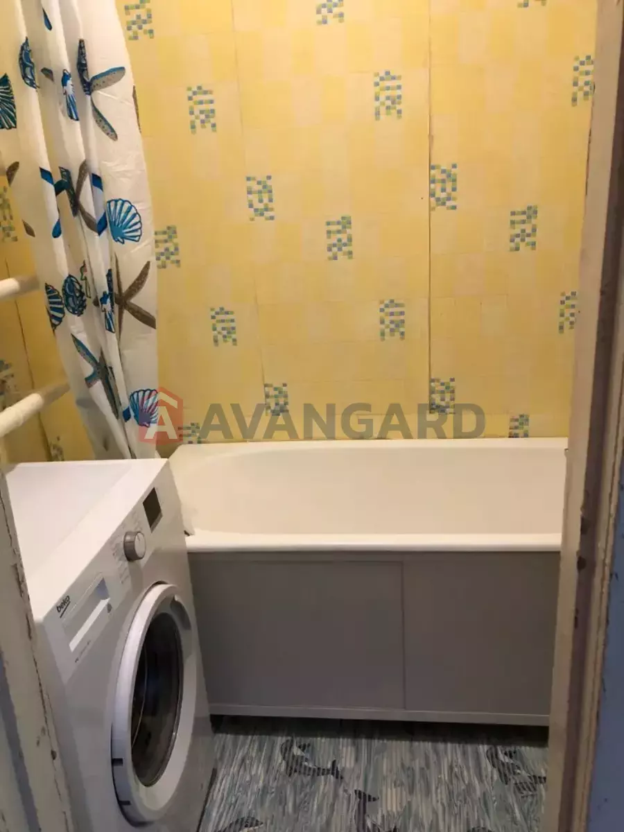 2 ��. ��������, 56/32/7 ��. �., 4/5 ������ ���� 13