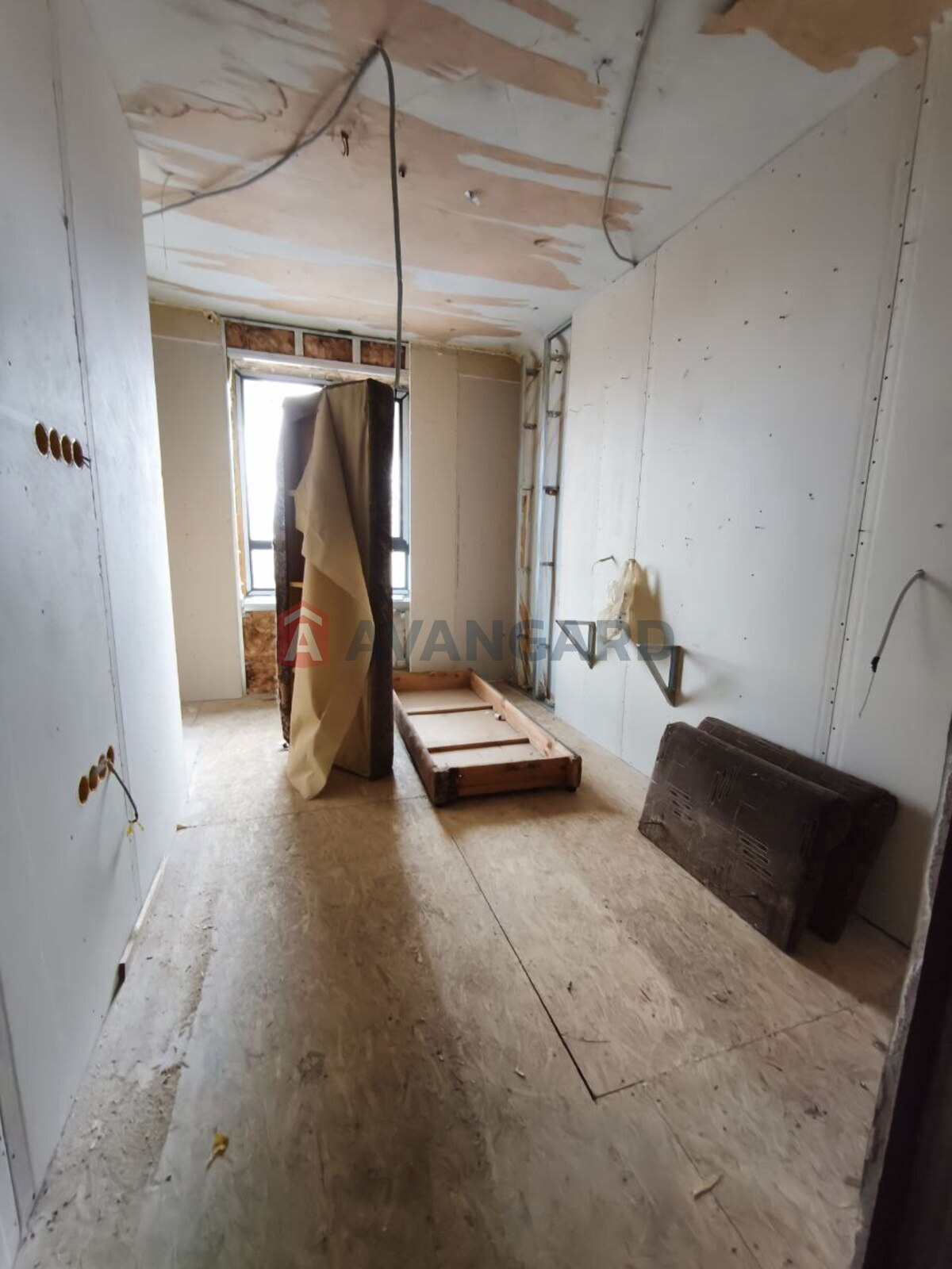 2 ��. ��������, 50/33/8 ��. �., 4/4 ������ ���� 6