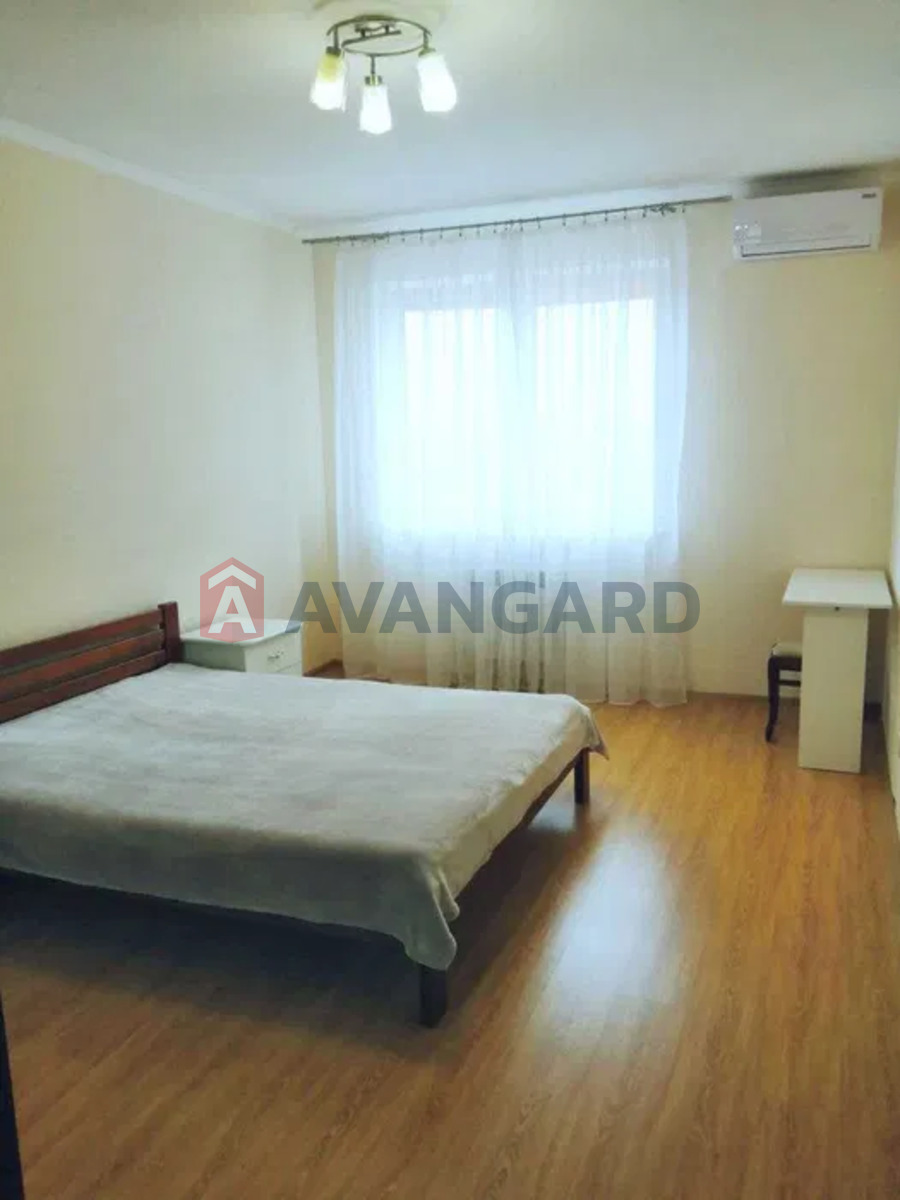 1 ��. ��������, 41/-/12 ��. �., 23/26 ������ ���� 4