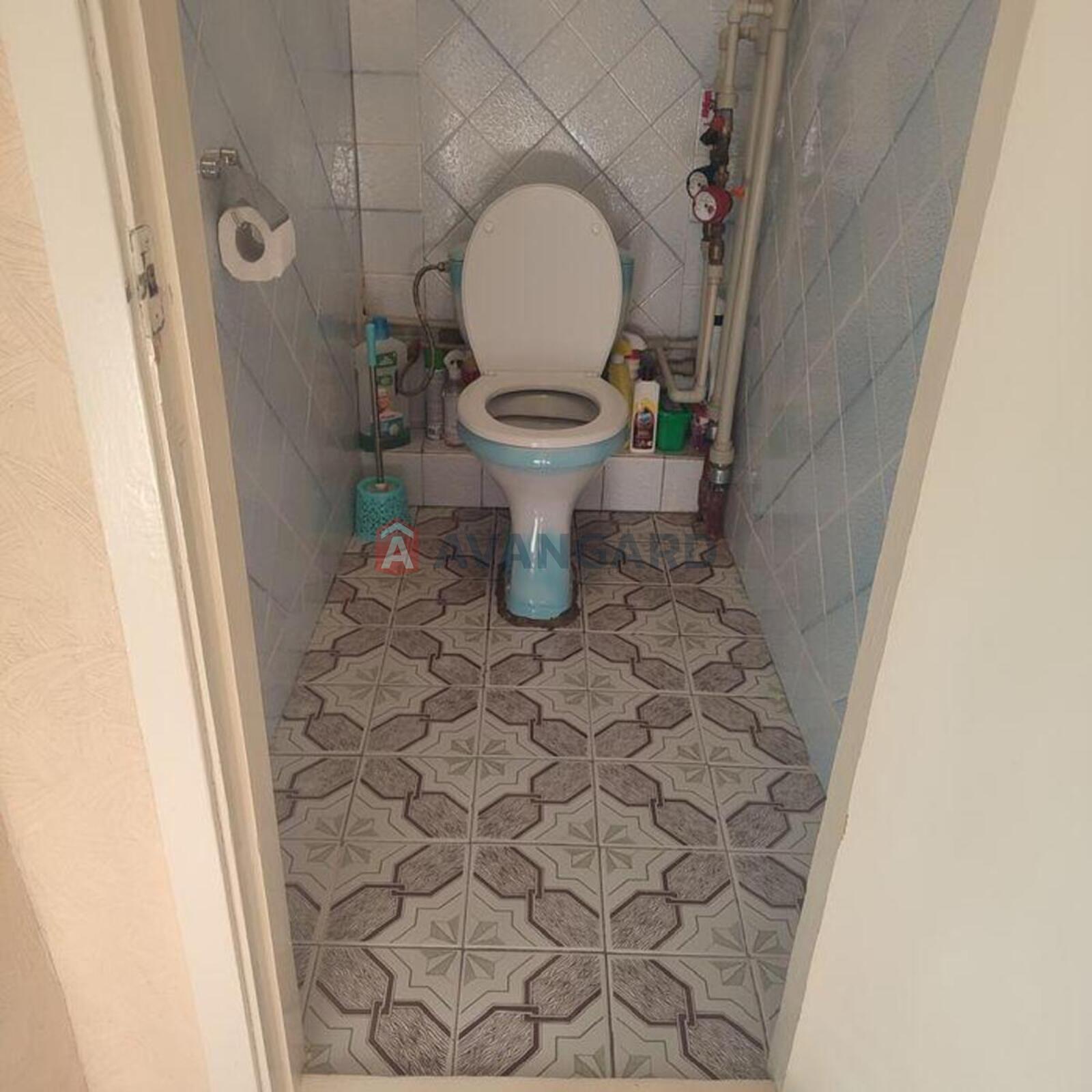 1 ����. ��������, 46/-/10 ��. �., 6/18 ���� ���� 7