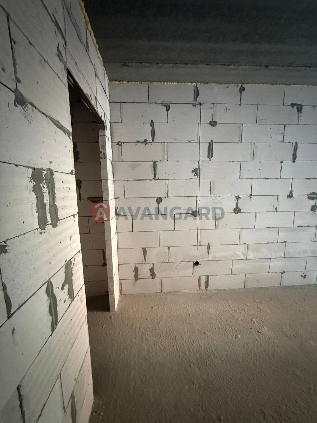 1 ��. ��������, 40/13/18 ��. �., 2/10 ������ ���� 11