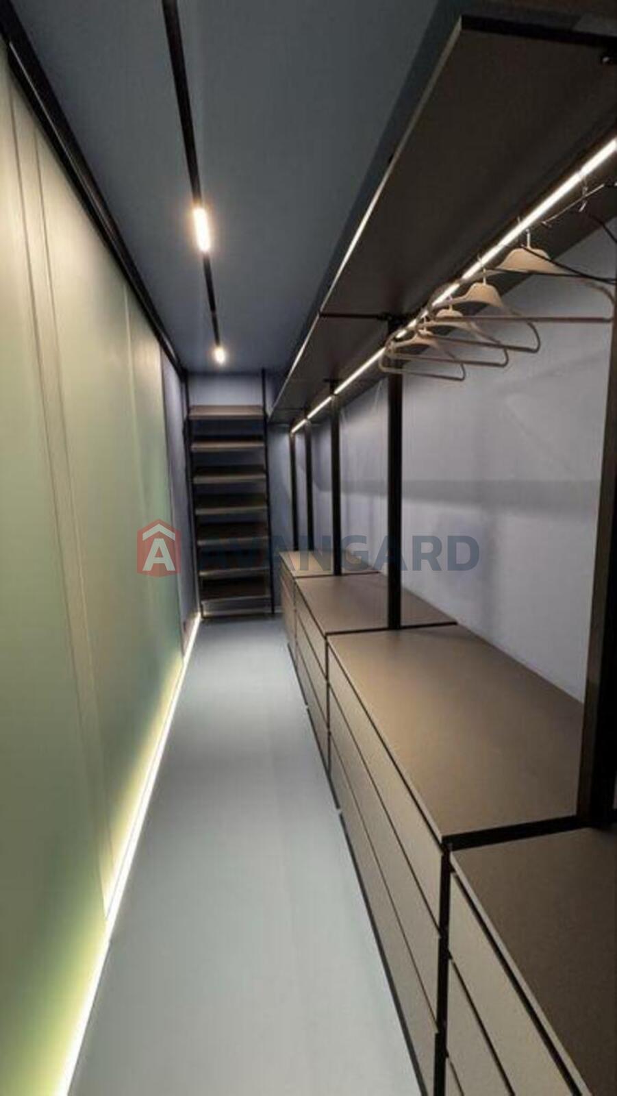 2 ��. ��������, 76/-/23 ��. �., 17/24 ������ ���� 11