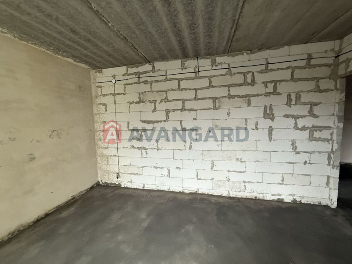 2 ����. ��������, 69/-/17 ��. �., 6/10 ���� ���� 14