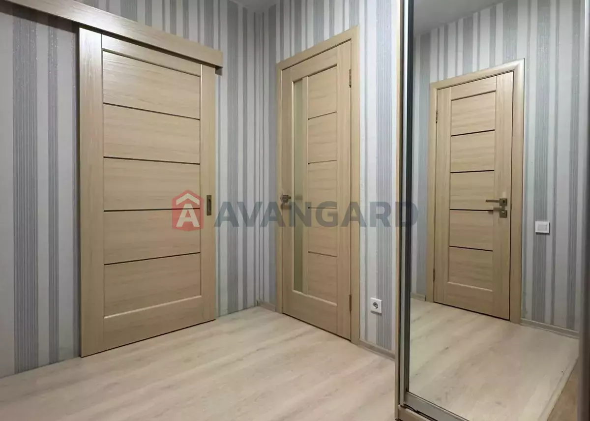 1 ��. ��������, 39/19/10 ��. �., 3/6 ������ ���� 20