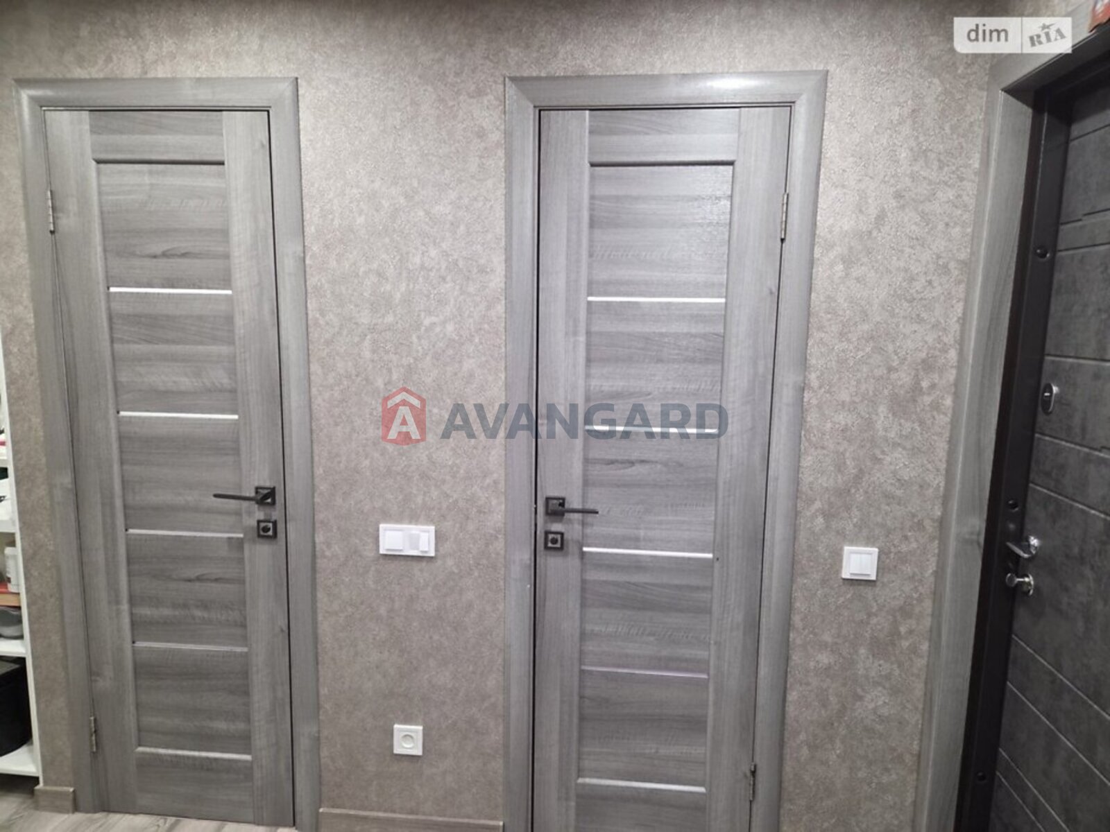 2 ��. ��������, 51/28/7 ��. �., 6/9 ������ ���� 1