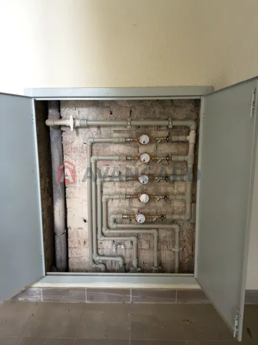 2 ��. ��������, 71/-/11 ��. �., 4/10 ������ ���� 4