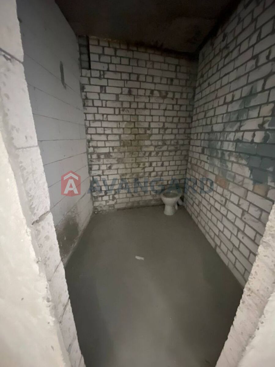 2 ��. ��������, 82/-/41 ��. �., 10/11 ������ ���� 9