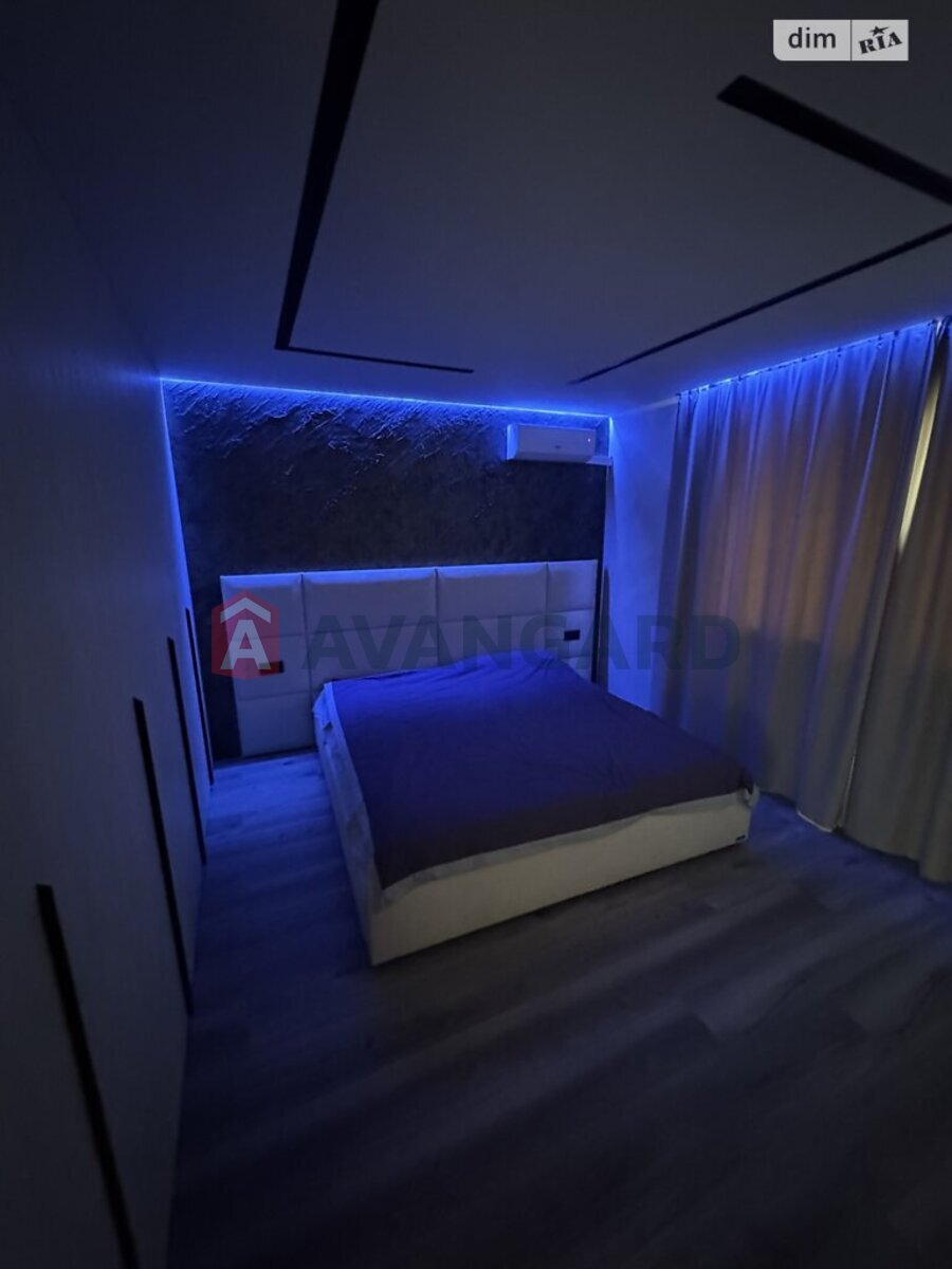 3 ��. ��������, 97/60/17 ��. �., 5/6 ������ ���� 3