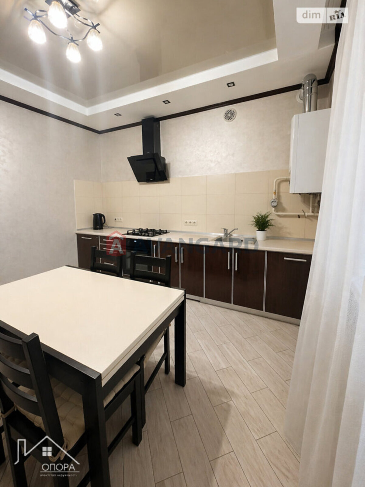 2 ��. ��������, 80/68/15 ��. �., 6/6 ������ ���� 12