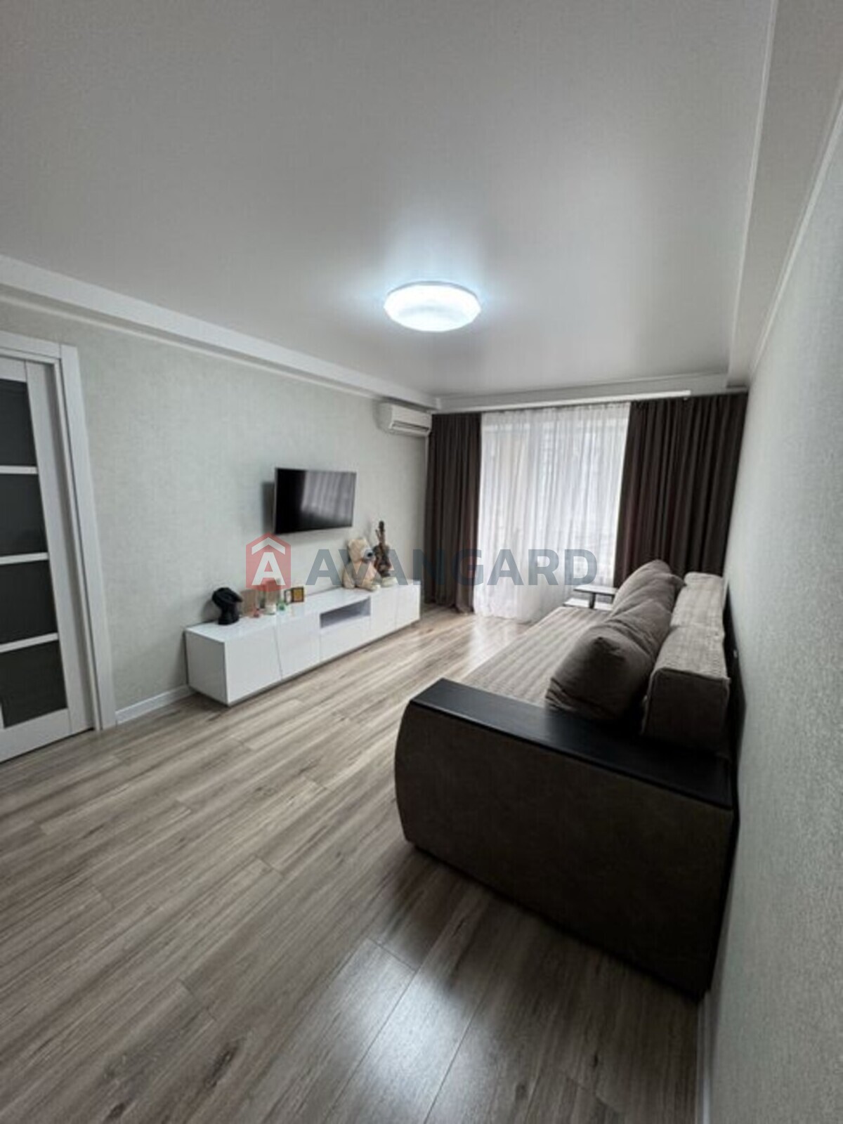 2 ��. ��������, 50/-/9 ��. �., 5/9 ������ ���� 2