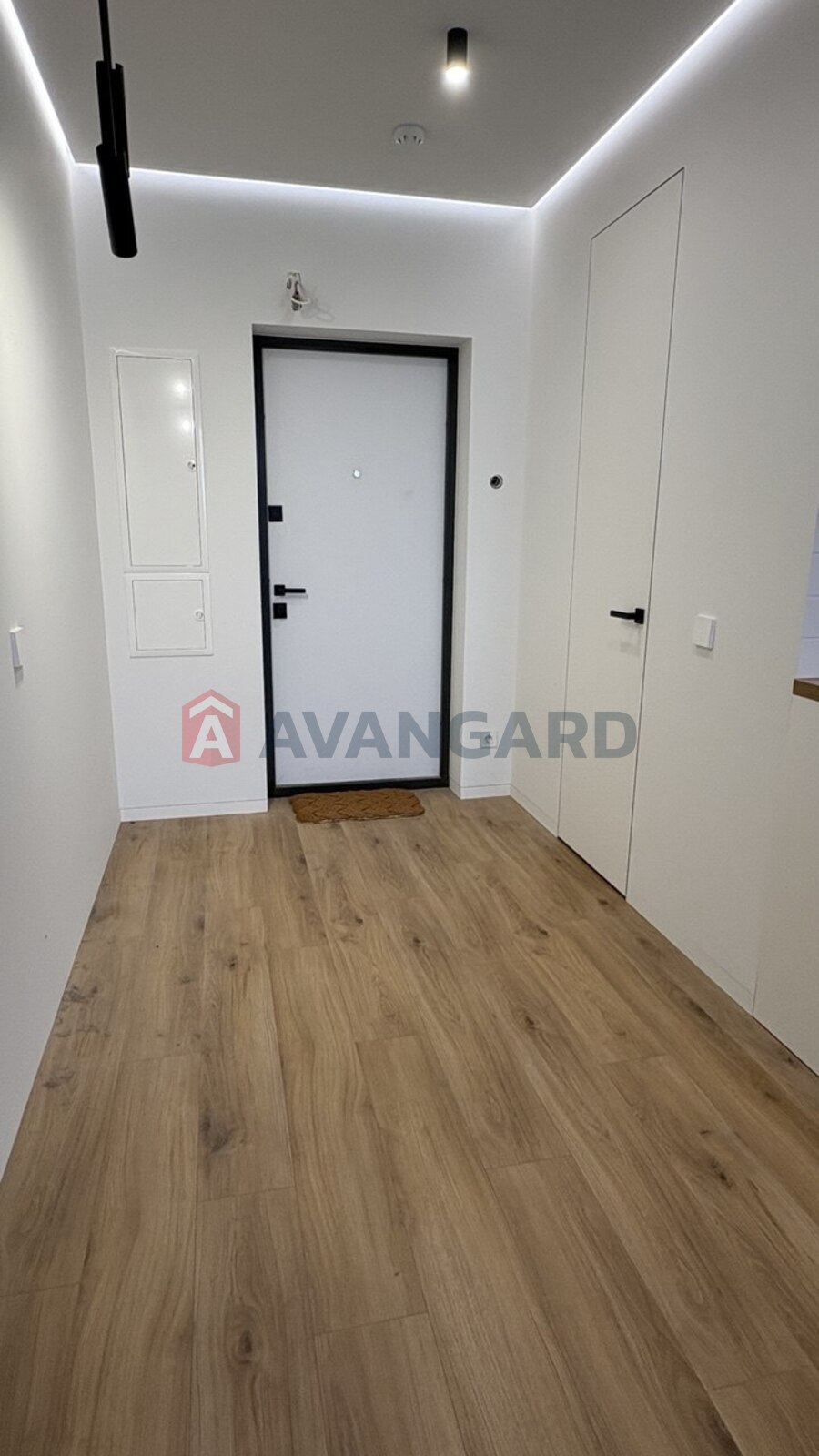 2 ��. ��������, 48,5/12,8/21,2 ��. �., 18/26 ������ ���� 8