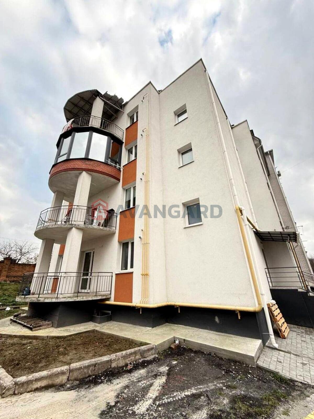 3 ��. ��������, 84/50/12 ��. �., 4/4 ������ ���� 1