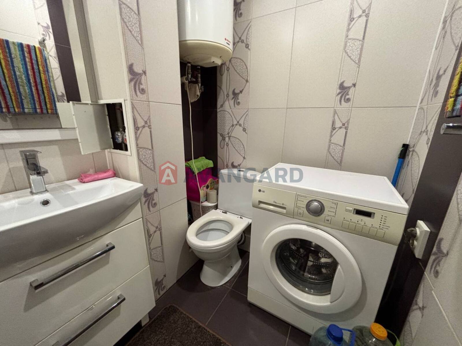 3 ��. ��������, 72/-/9 ��. �., 7/9 ������ ���� 12