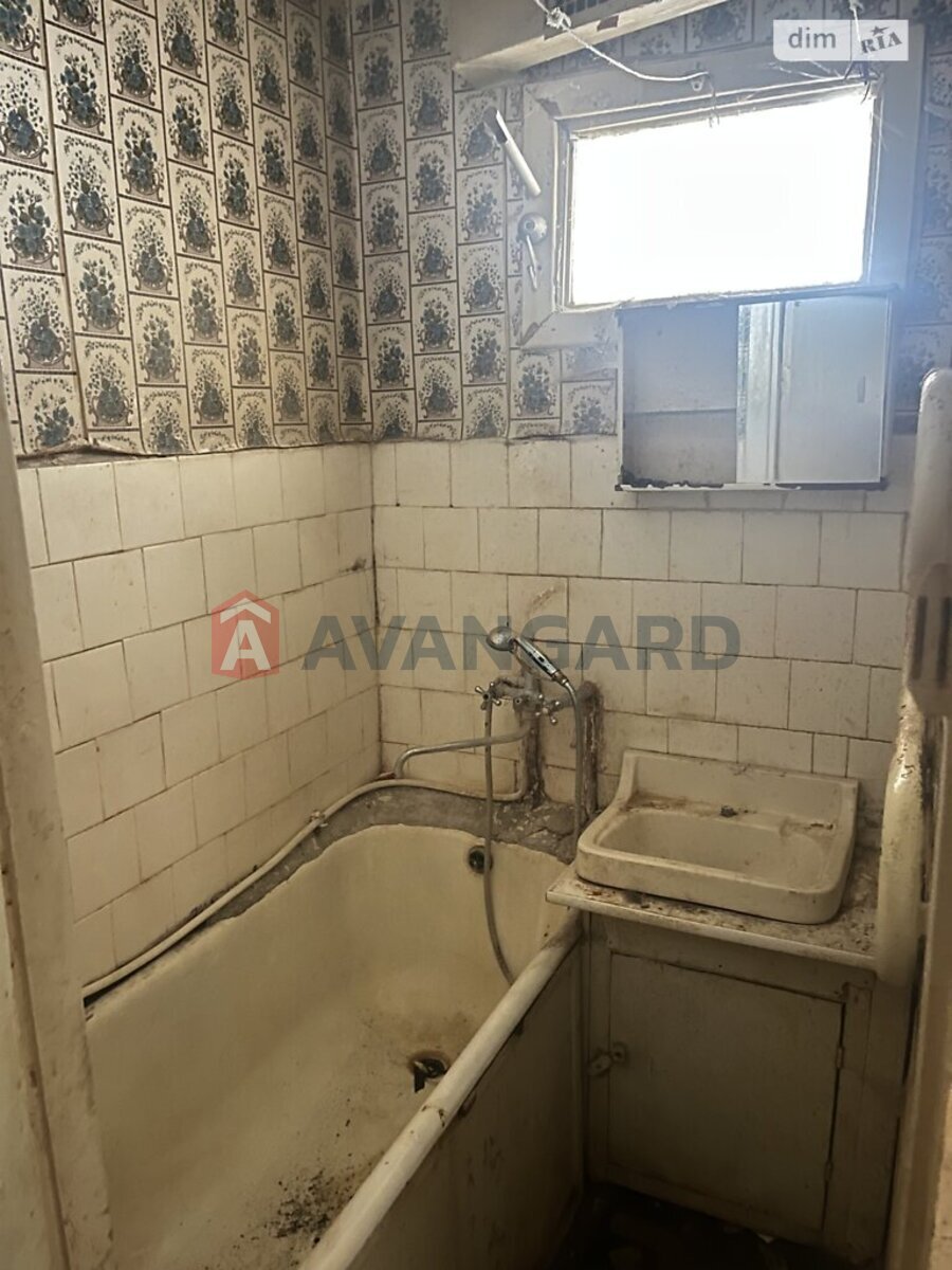 2 ��. ��������, 47/-/- ��. �., 5/5 ������ ���� 4