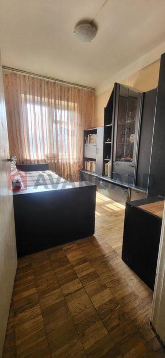 2 ��. ��������, 40/-/40 ��. �., 3/5 ������ ���� 2