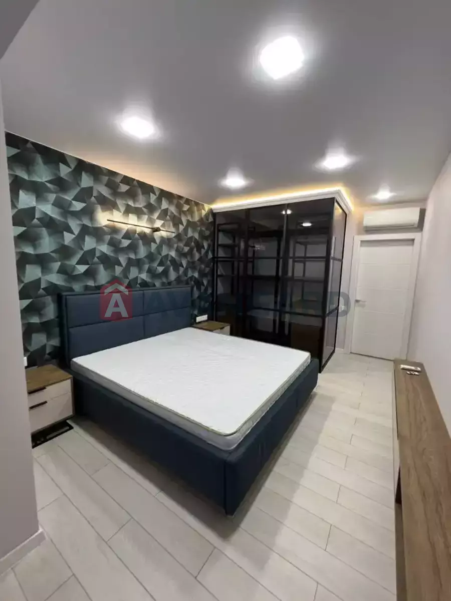 3 ��. ��������, 79/46/20 ��. �., 3/12 ������ ���� 12