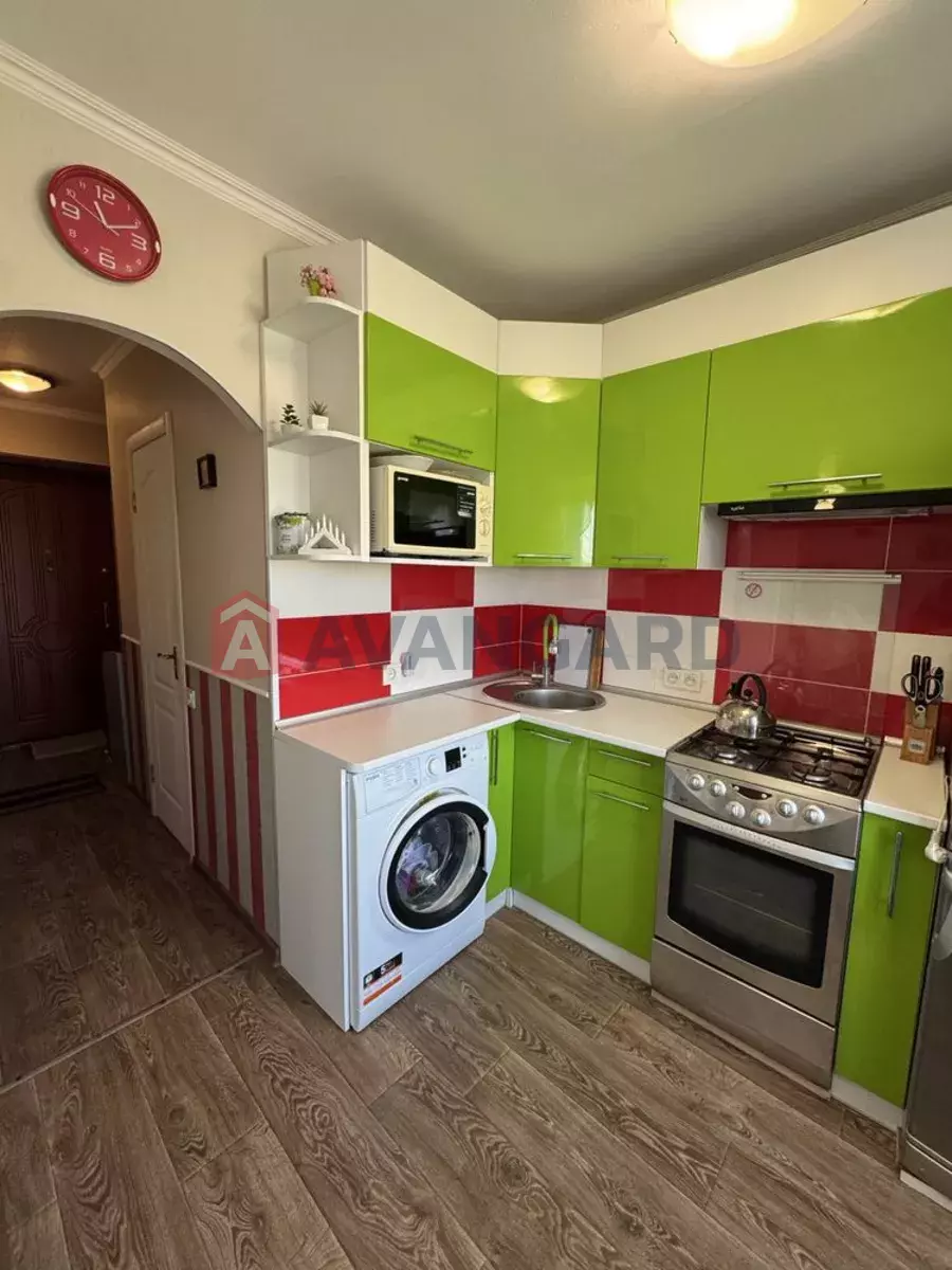 1 ��. ��������, 30/-/6 ��. �., 9/9 ������ ���� 1