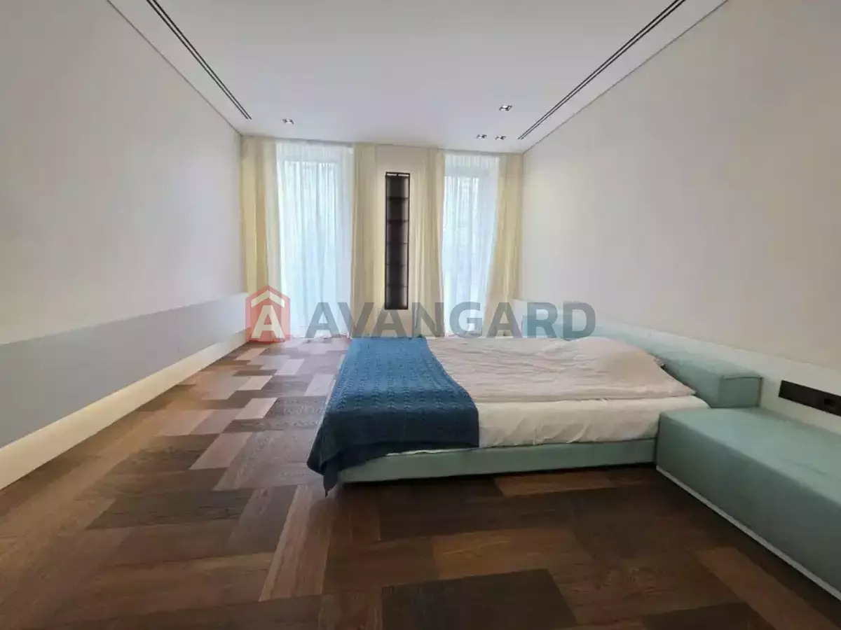 4 ��. ��������, 189/-/- ��. �., 5/7 ������ ���� 7