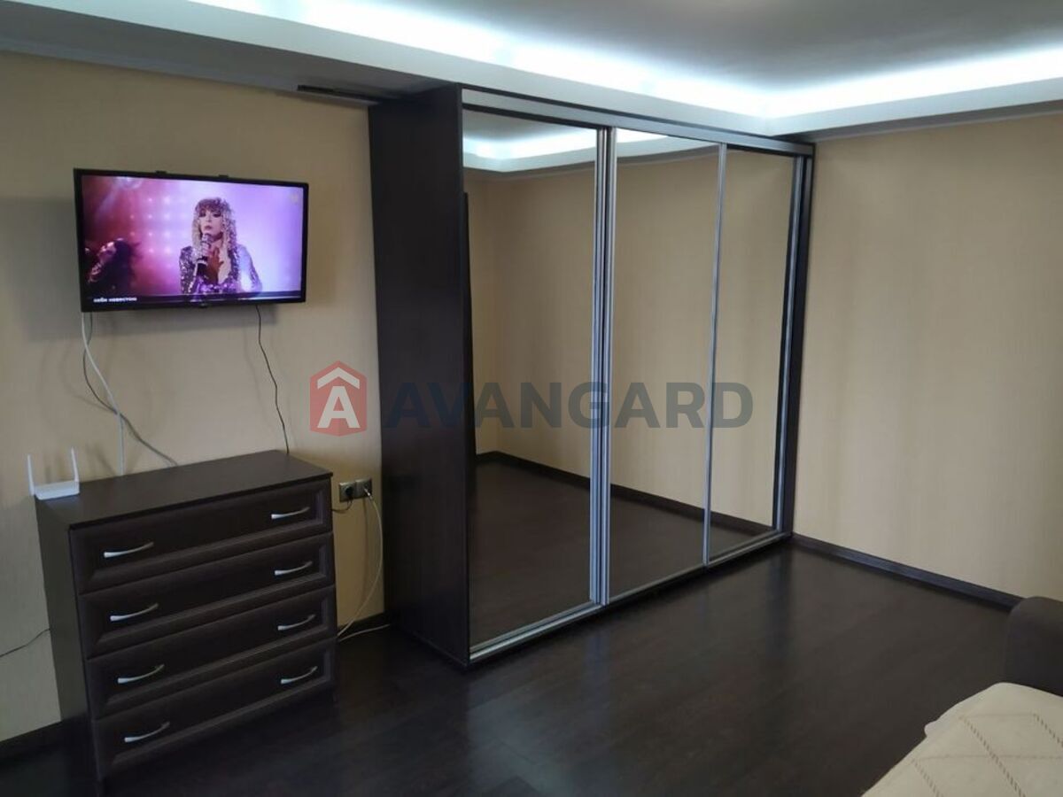 1 ��. ��������, 34/-/7 ��. �., 6/9 ������ ���� 1