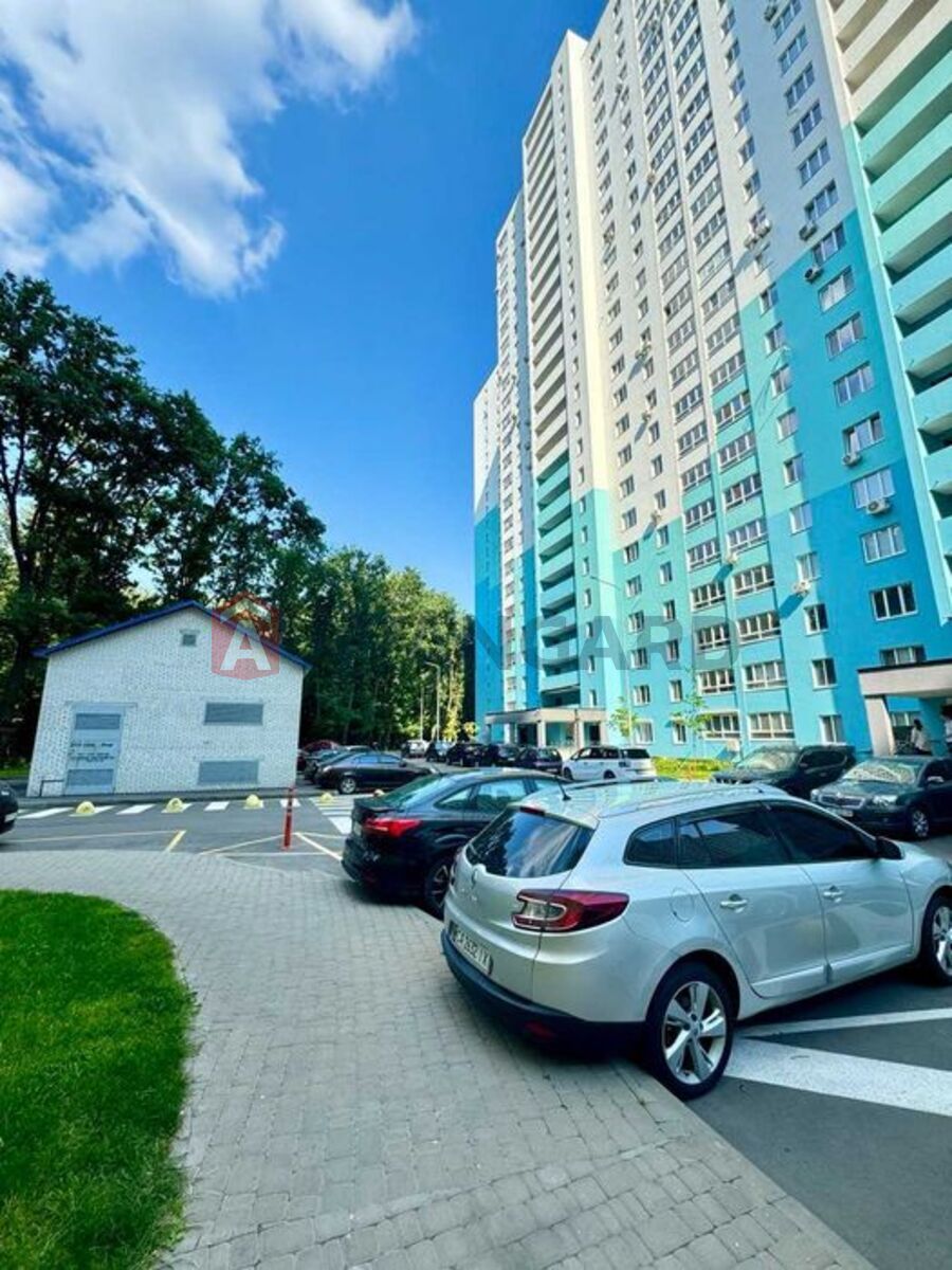 1 ��. ��������, 40/-/10 ��. �., 3/24 ������ ���� 16