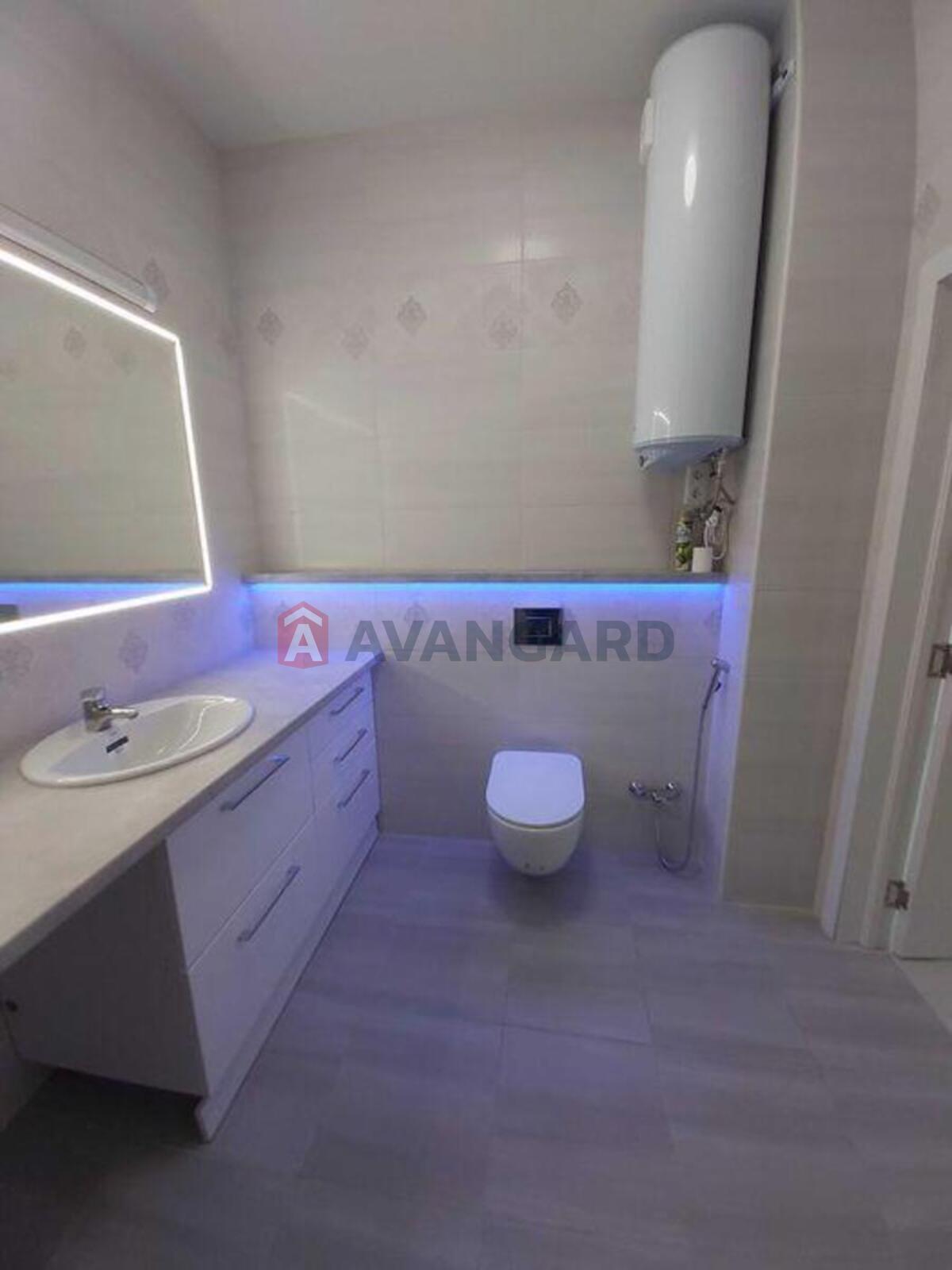 2 ��. ��������, 80/-/30 ��. �., 11/26 ������ ���� 16