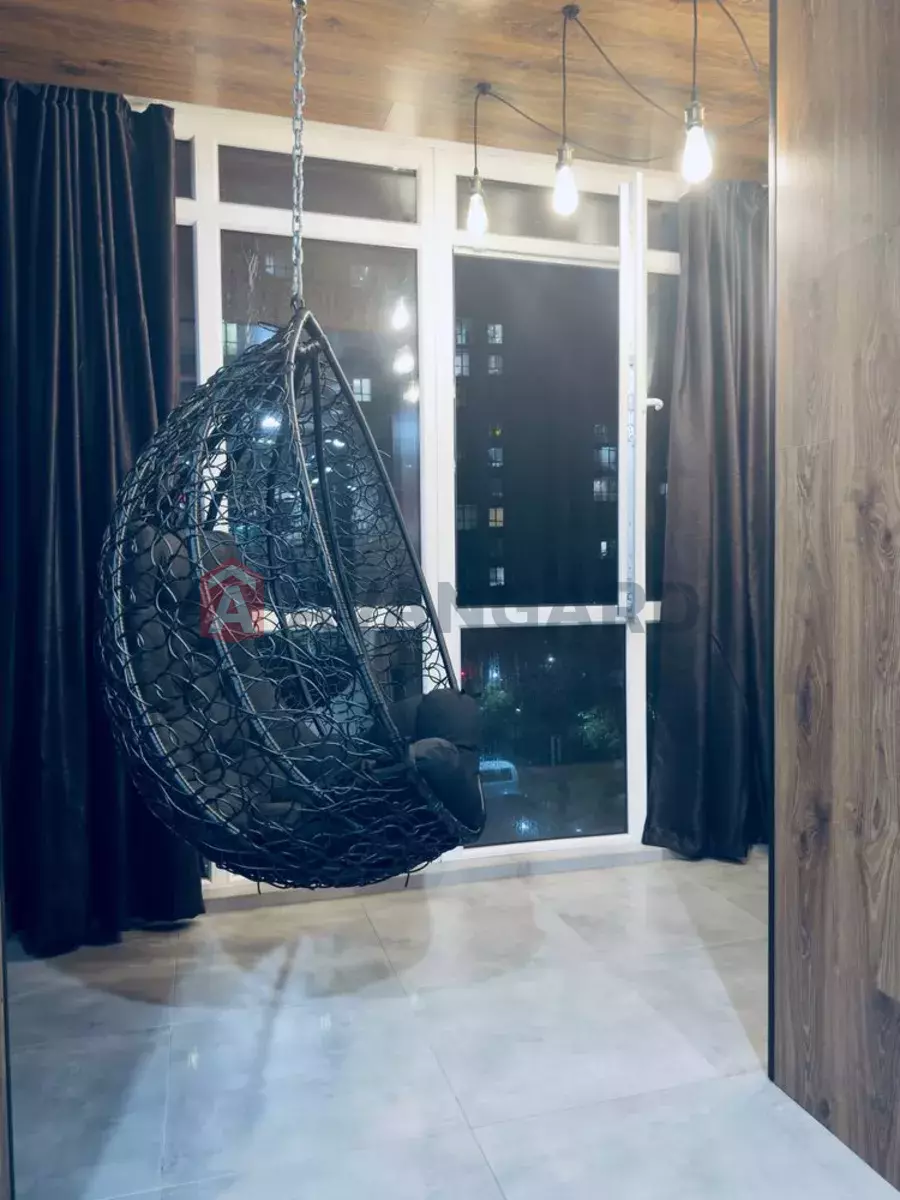 2 ��. ��������, 45/-/15 ��. �., 4/12 ������ ���� 10