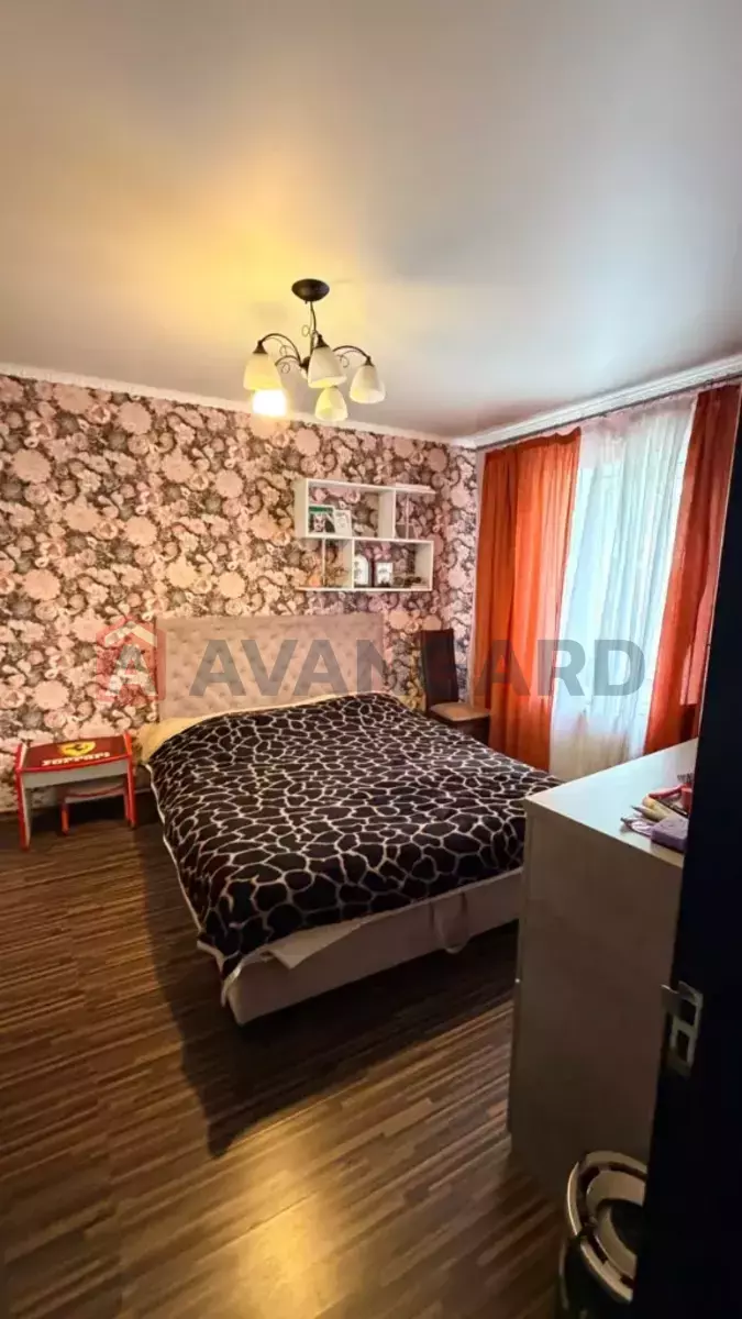 4 ��. ��������, 88/-/- ��. �., 1/1 ������ ���� 7