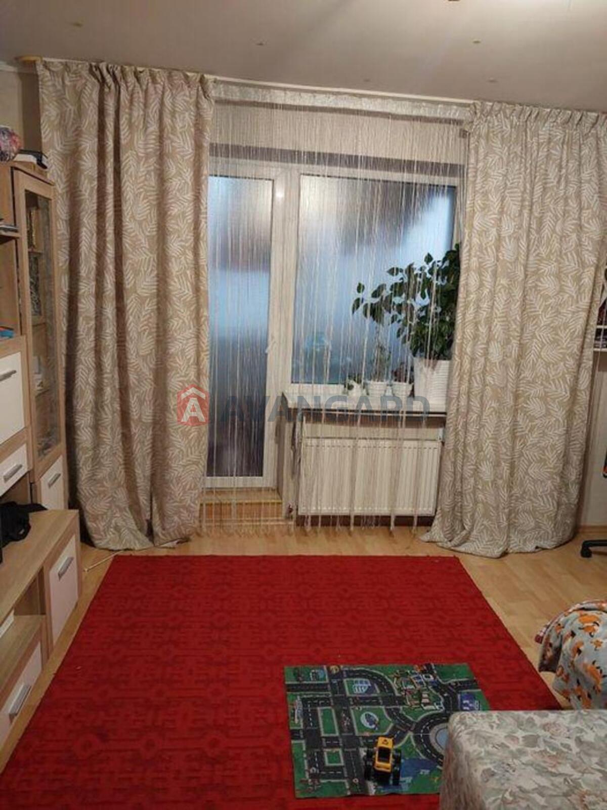 3 ��. ��������, 65/-/11 ��. �., 2/9 ������ ���� 14