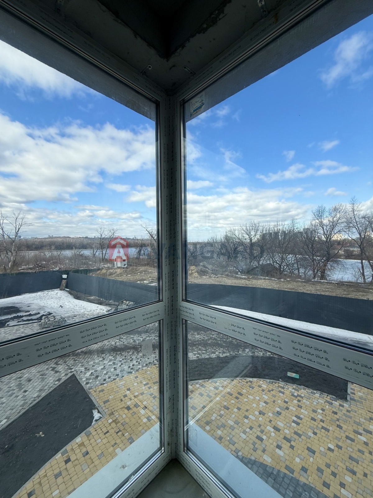 4 ��. ��������, 125/66/25 ��. �., 2/25 ������ ���� 13