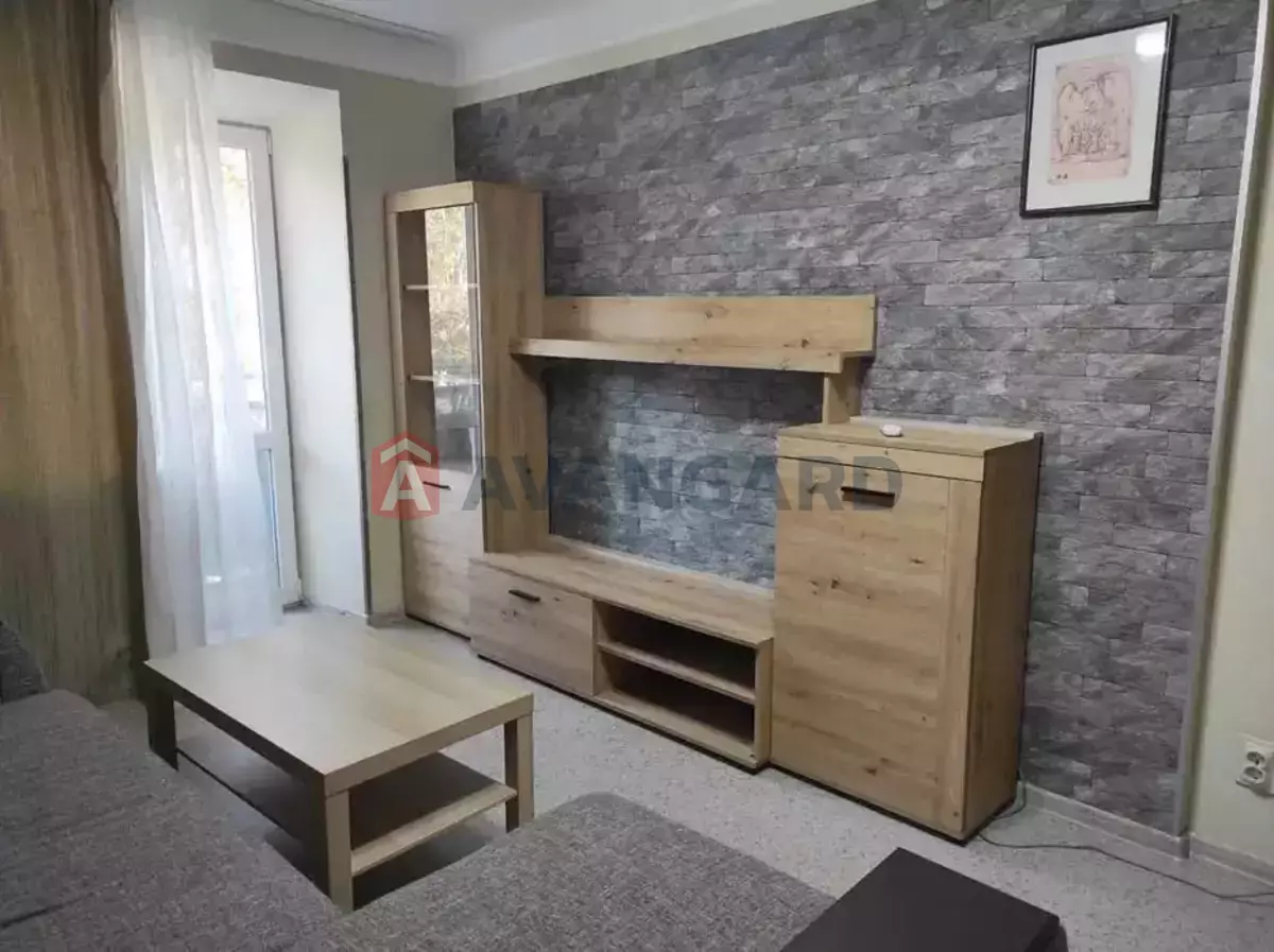 2 ��. ��������, 43/30/6 ��. �., 2/5 ������ ���� 1