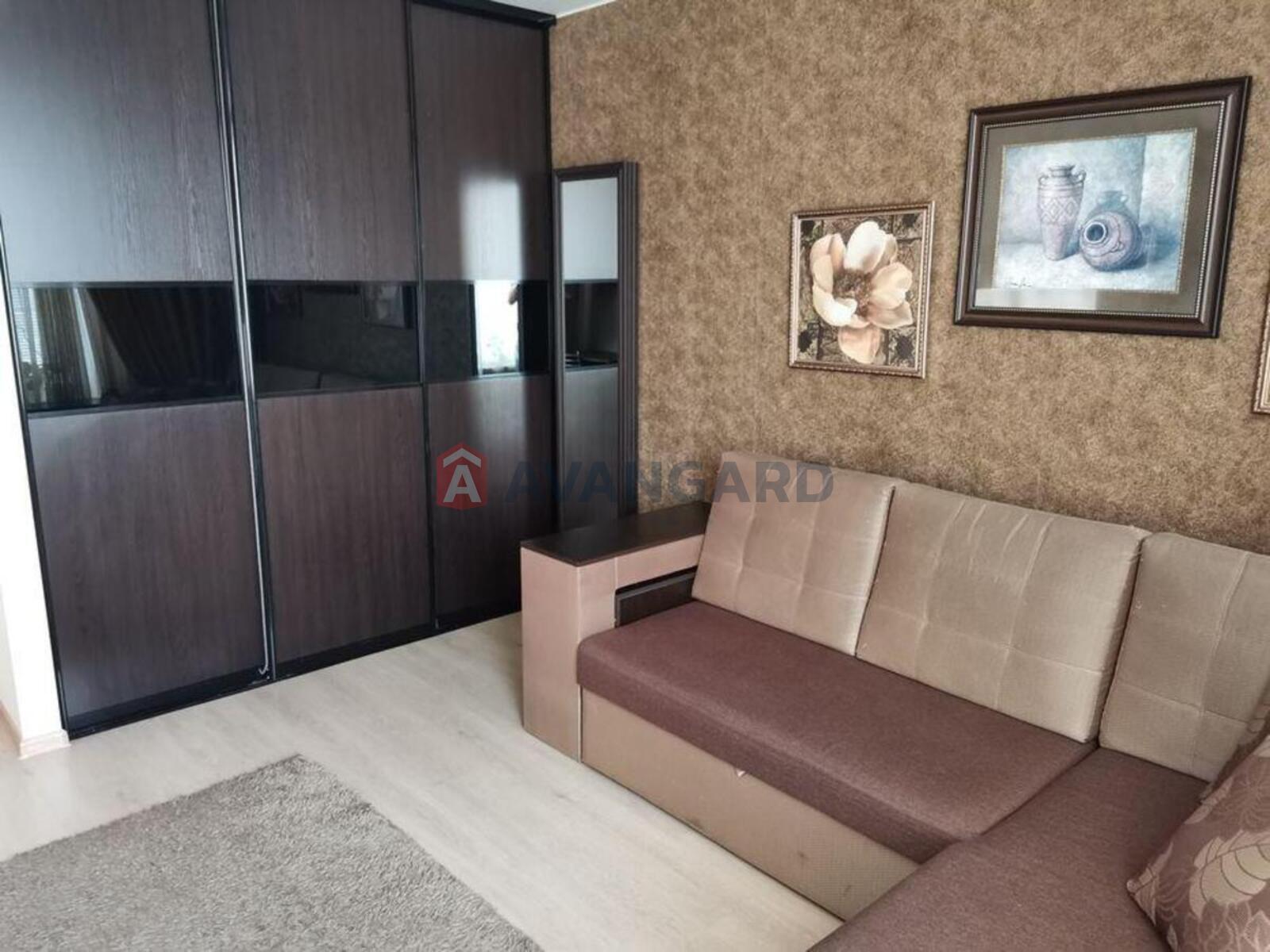 1 ����. ��������, 35/-/9 ��. �., 10/25 ���� ���� 5