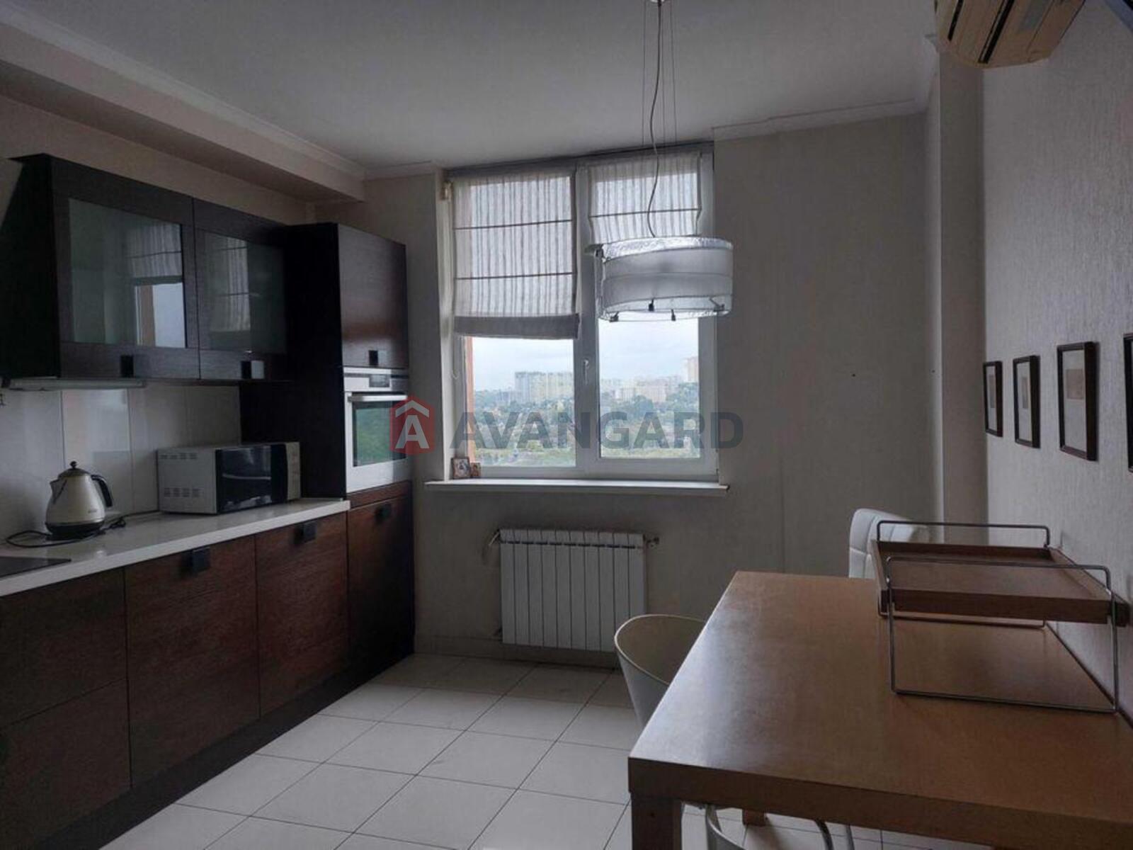 4 . , 158/-/14 . ., 16/18   4