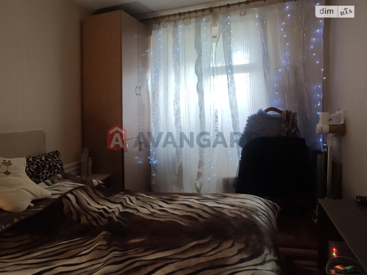 2 . , 50/28/8 . ., 4/9   12