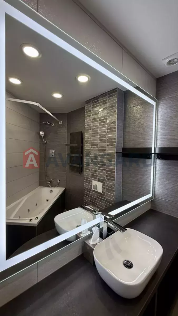 2 ��. ��������, 79/-/30 ��. �., 2/12 ������ ���� 8