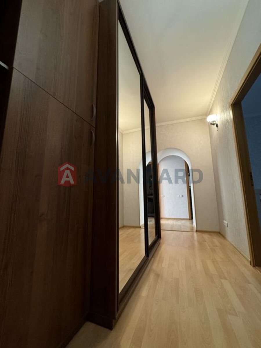 2 ��. ��������, 55/-/8 ��. �., 4/5 ������ ���� 17