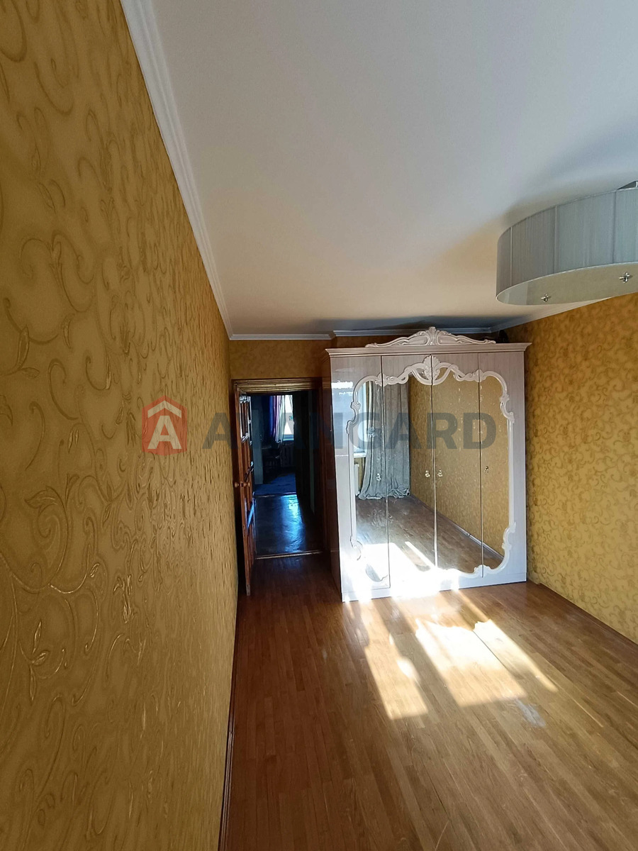 4 ��. ��������, 74/-/7 ��. �., 9/10 ������ ���� 4