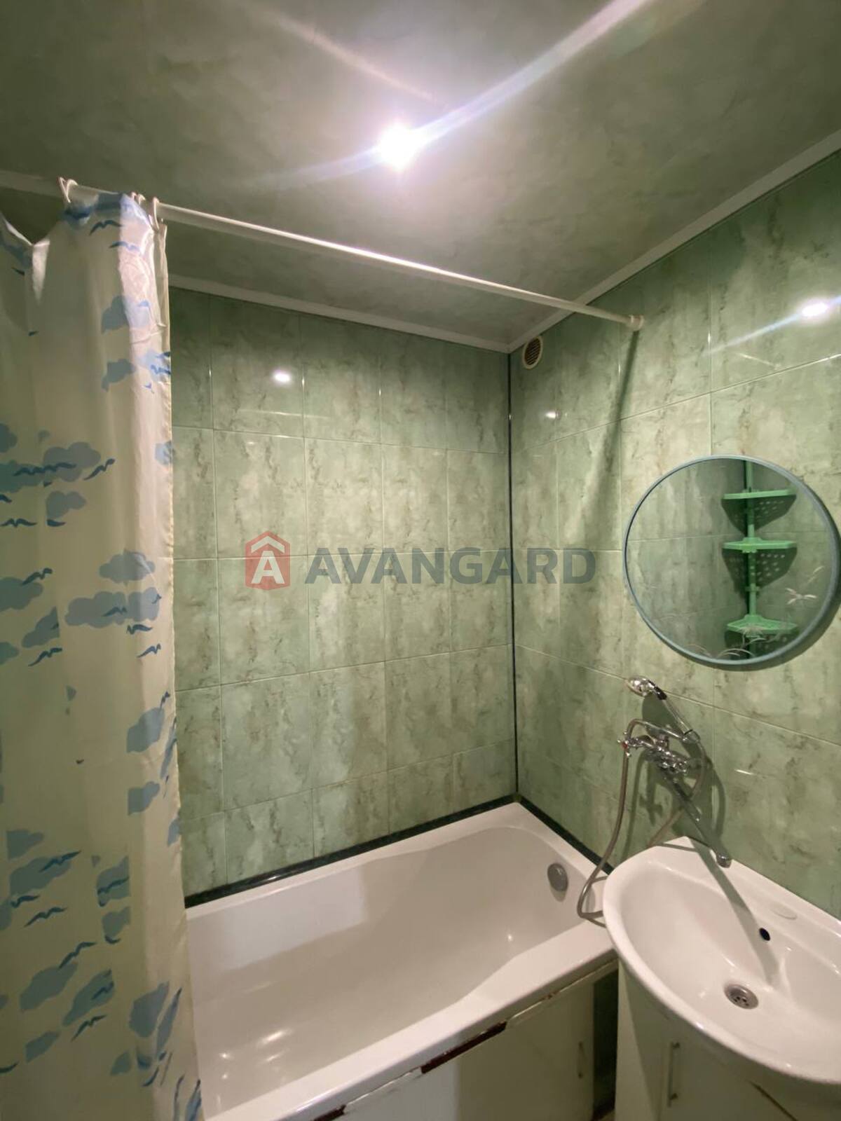 3 ��. ��������, 63/-/8 ��. �., 3/9 ������ ���� 7