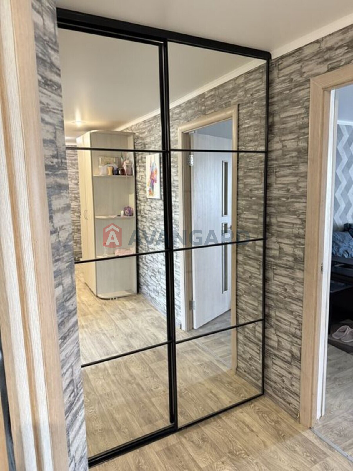 3 ����. ��������, 69/-/8 ��. �., 4/9 ���� ���� 7