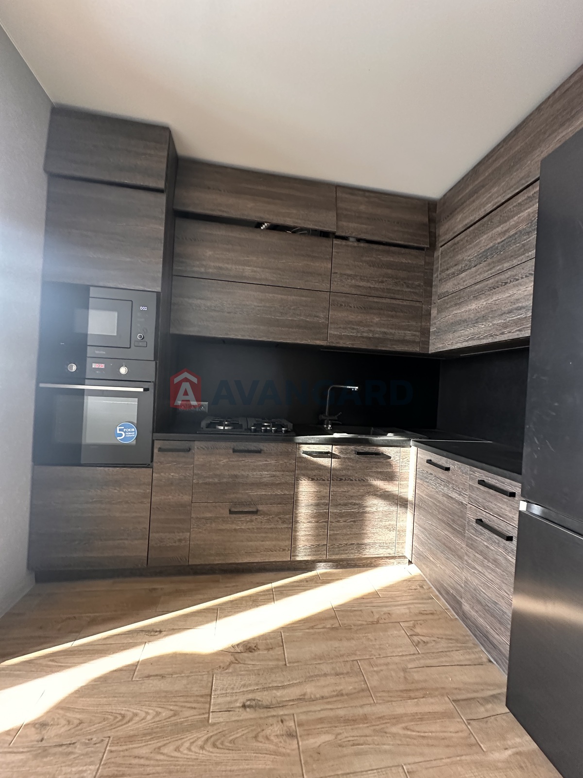 1 ��. ��������, 41/-/15 ��. �., 10/10 ������ ���� 4