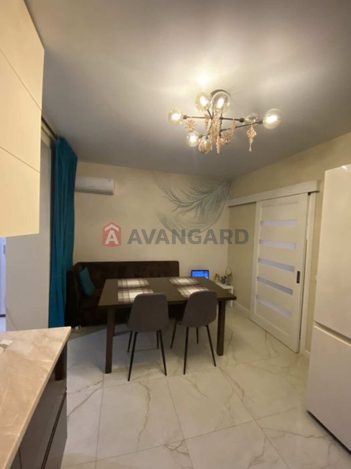 2 ��. ��������, 80/-/18 ��. �., 9/12 ������ ���� 19